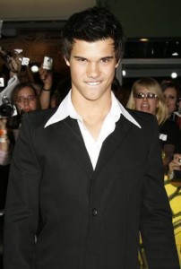 twilight premiere 5 181108